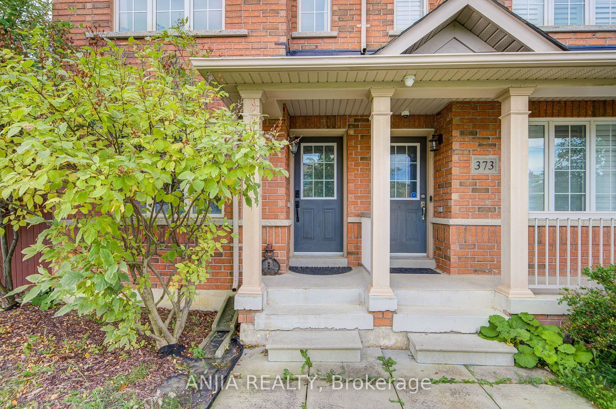 375 White's Hill Avenue, Markham, ON L6B 0J3
