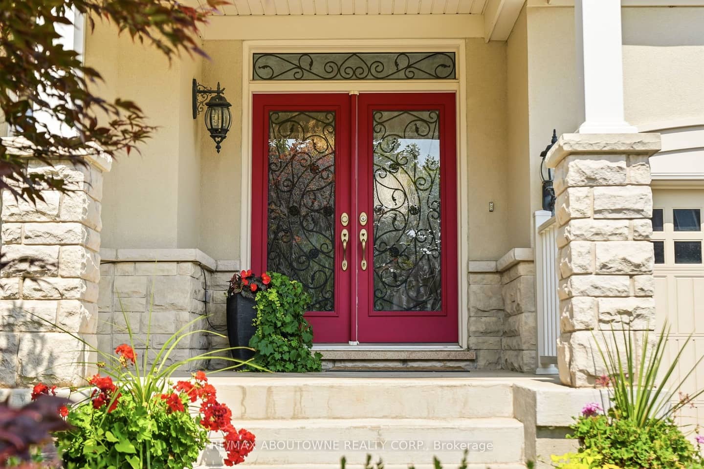 536 Cusick Circle, Milton, ON L9T 0N1