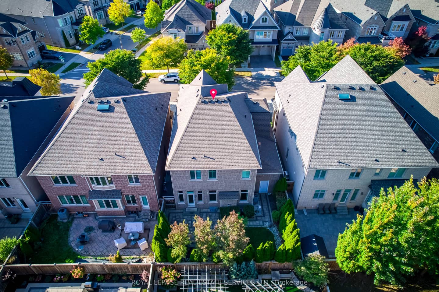 144 North Park Boulevard, Oakville, ON L6M 0W6