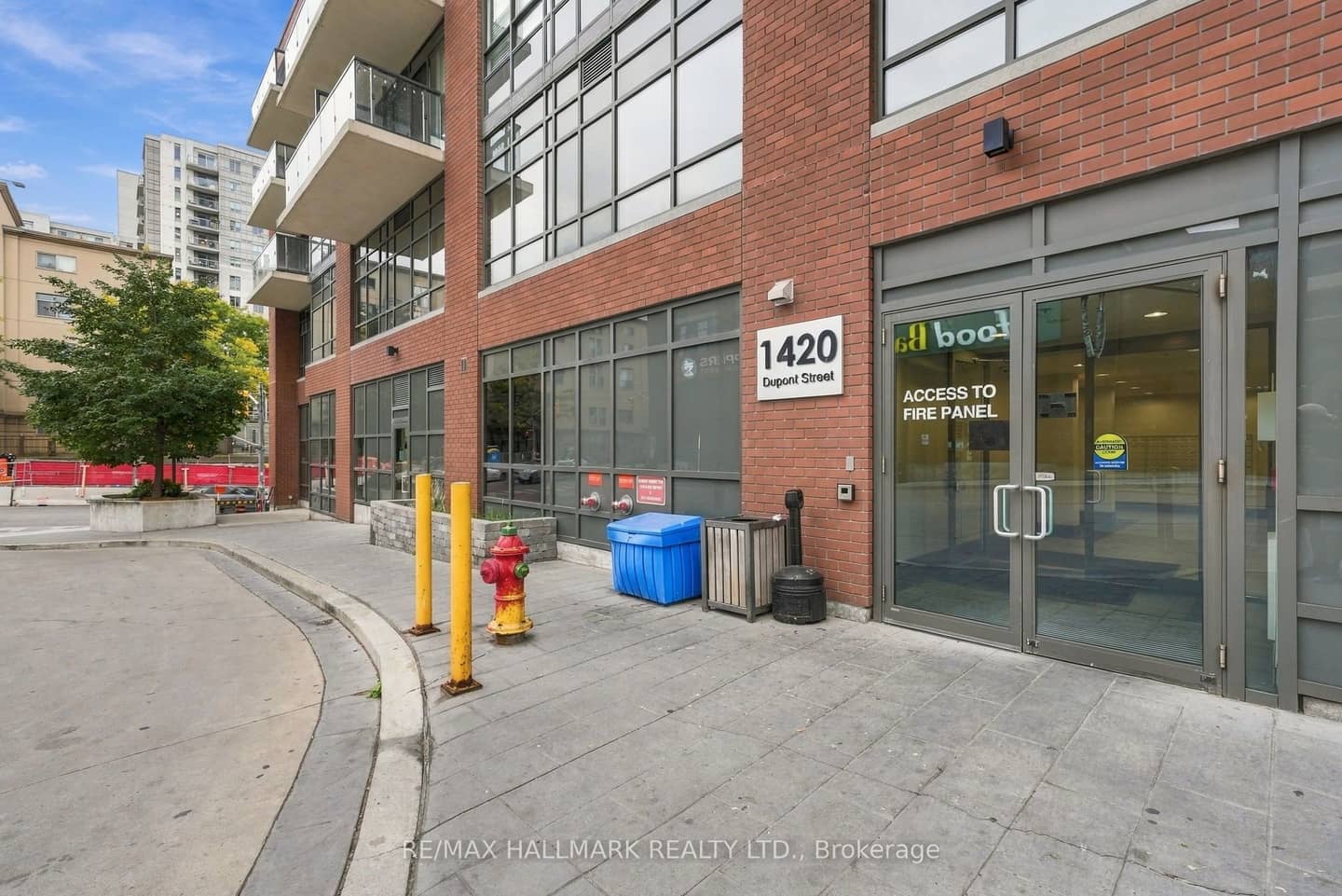 1420 Dupont Street 1408, Toronto, ON M6H 4J8