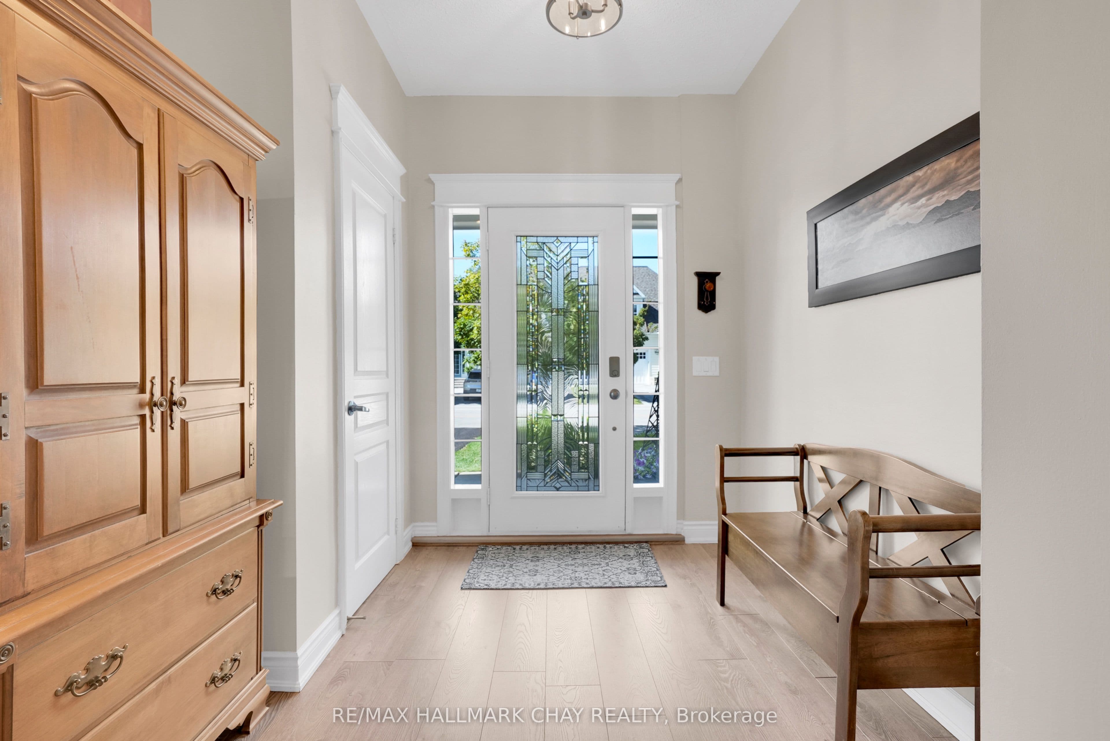 143 Wycliffe Cove Street, Tay, ON L0K 2A0