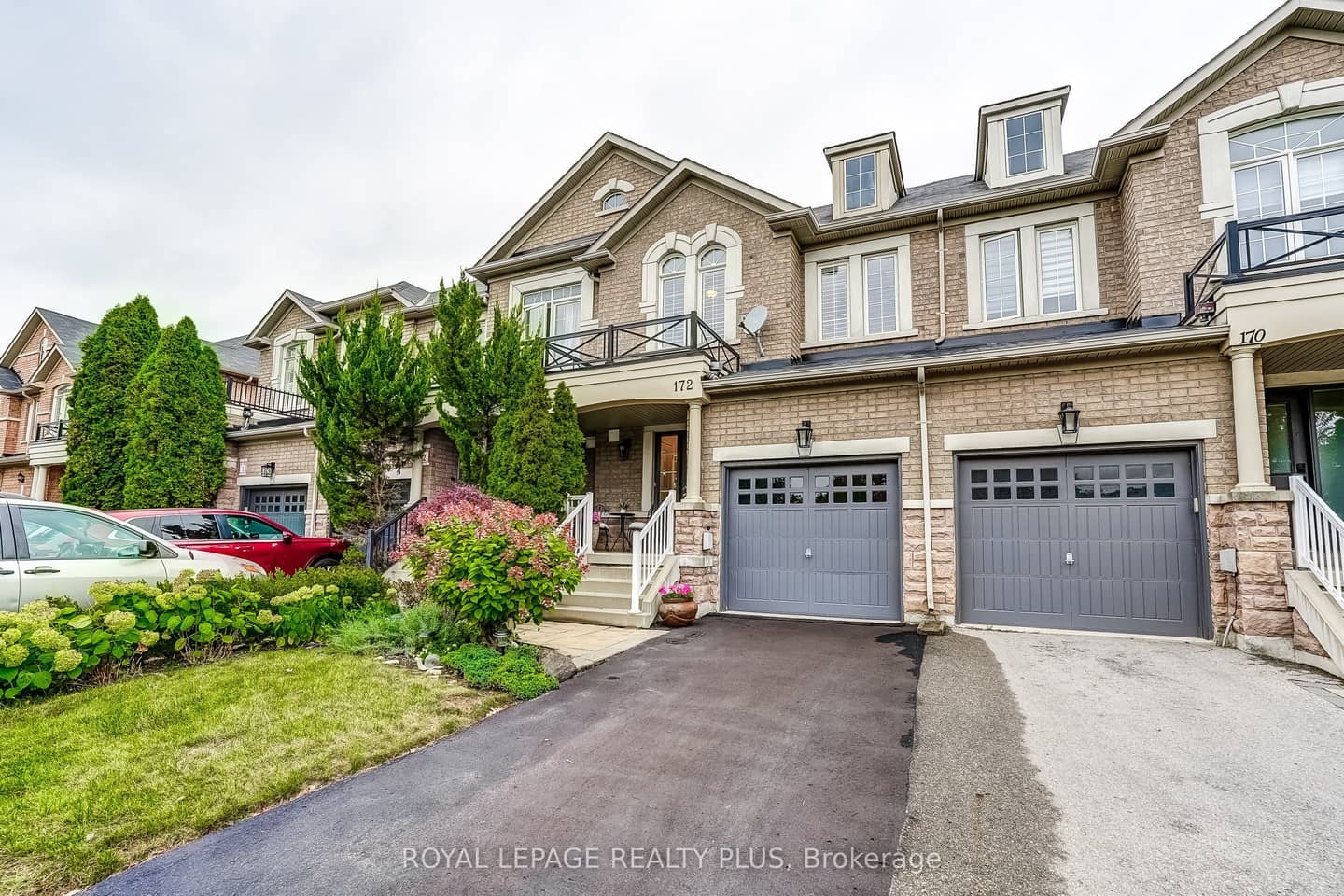 172 Lauderdale Drive, Vaughan, ON L6A 0S4
