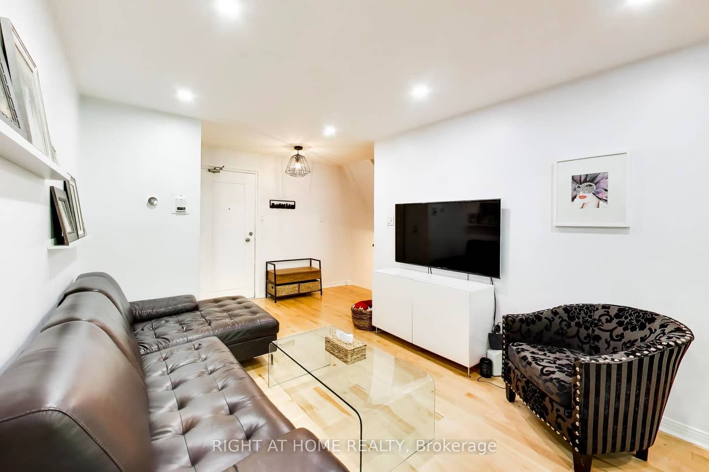 46 Three Valleys Drive 3, Toronto, ON M3A 3B5