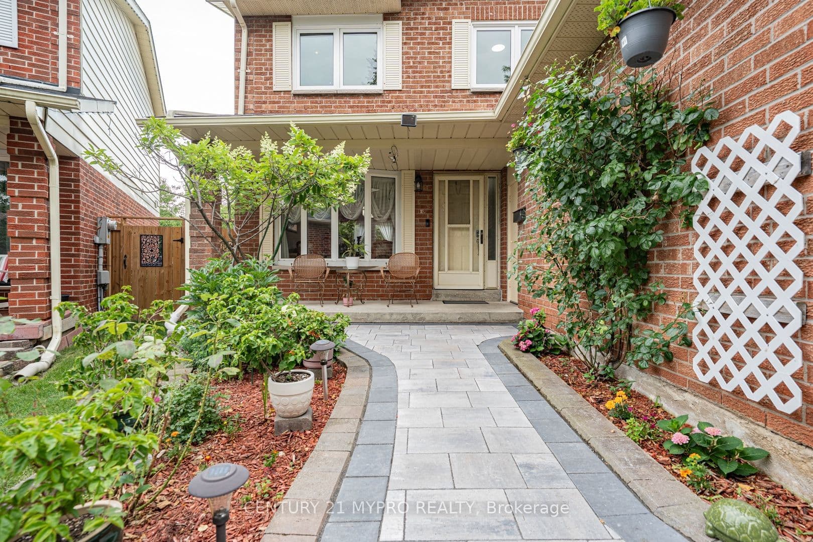 35 Wheeling Drive, Toronto, ON M1C 3X2