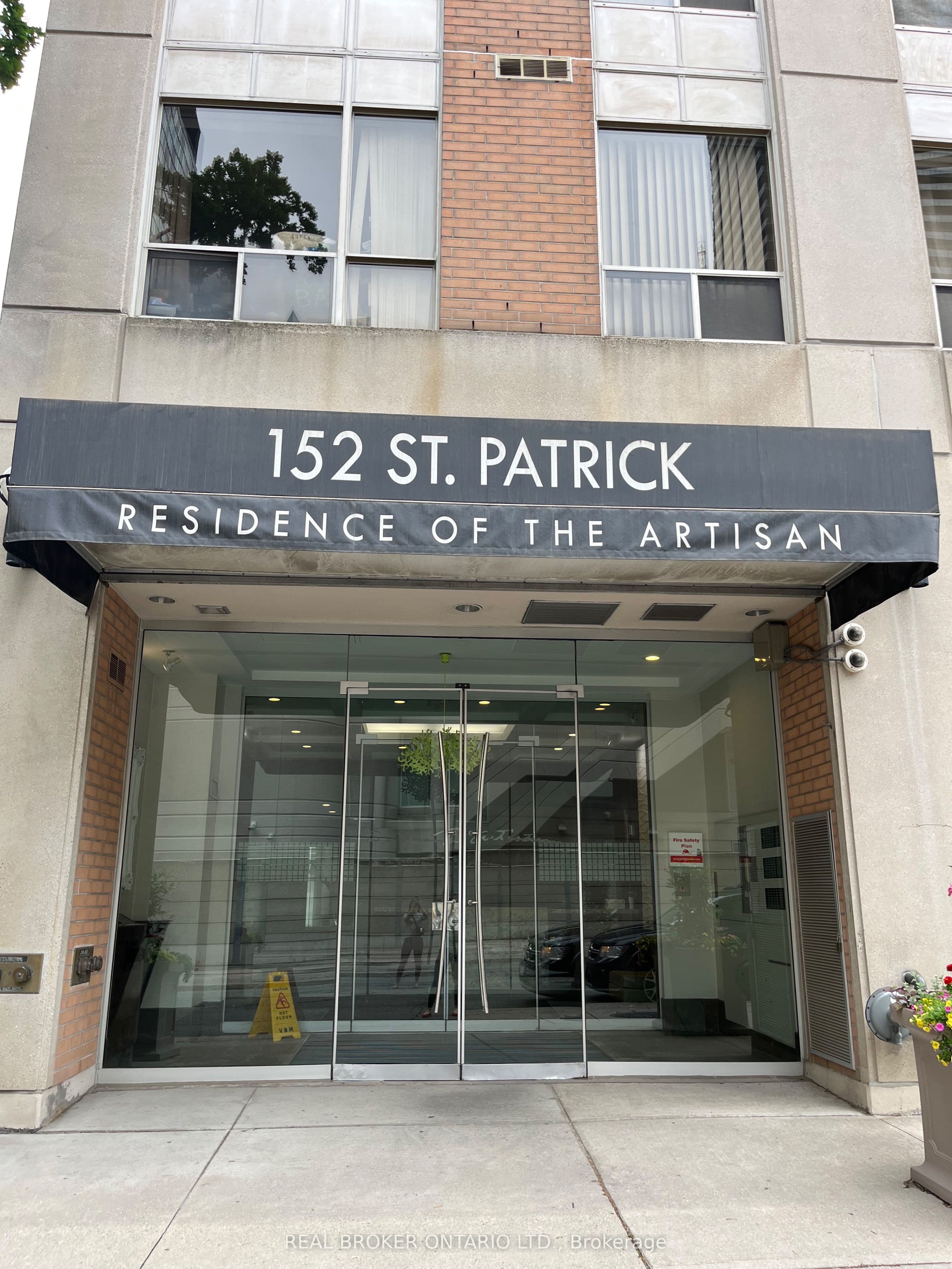 152 St Patrick Street 1107, Toronto, ON M5T 3J9
