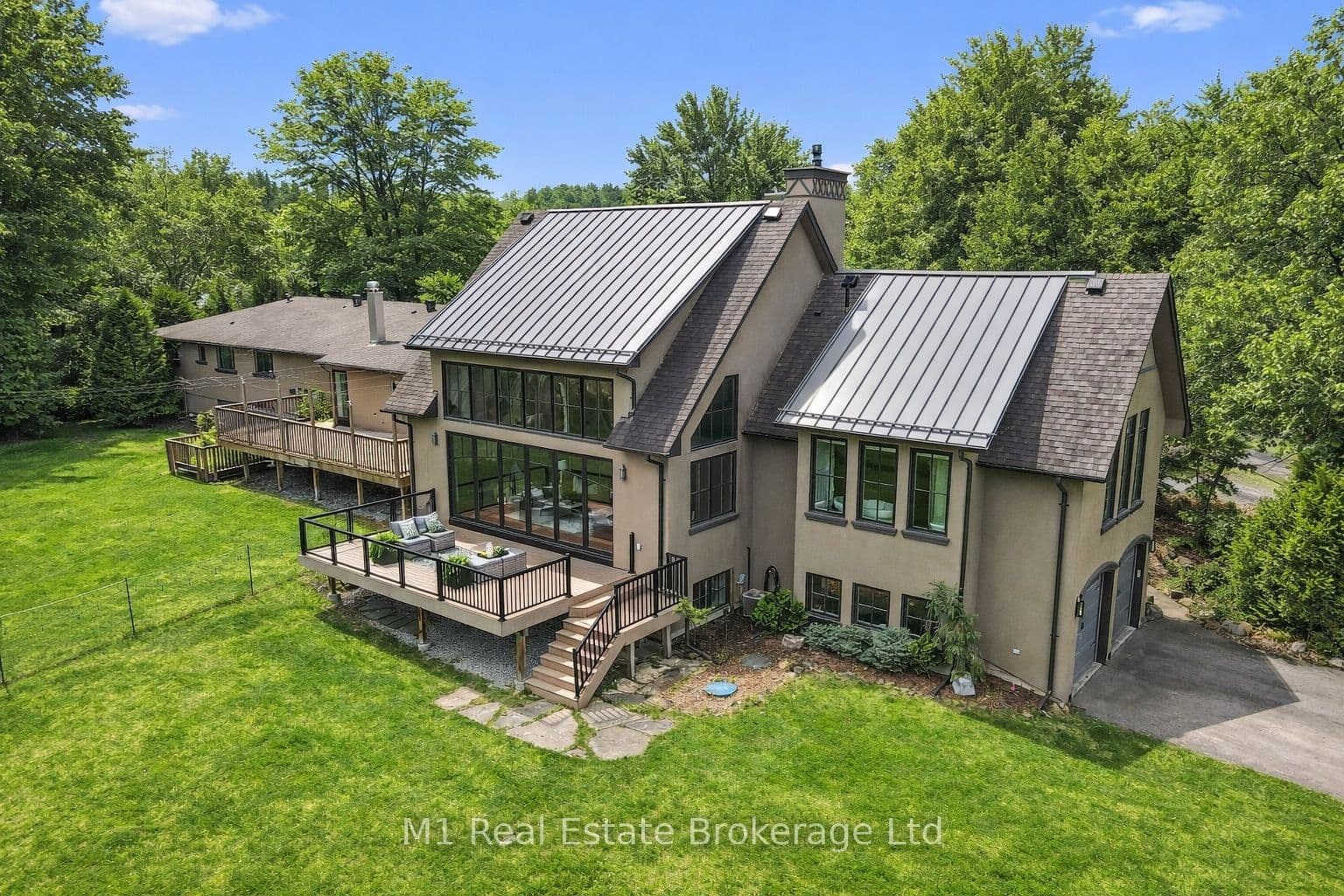 13569 Dublin Line, Halton Hills, ON L7J 2L7