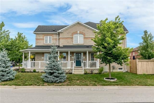 104 Matthew Boyd Crescent, Newmarket, ON L3X 3C5