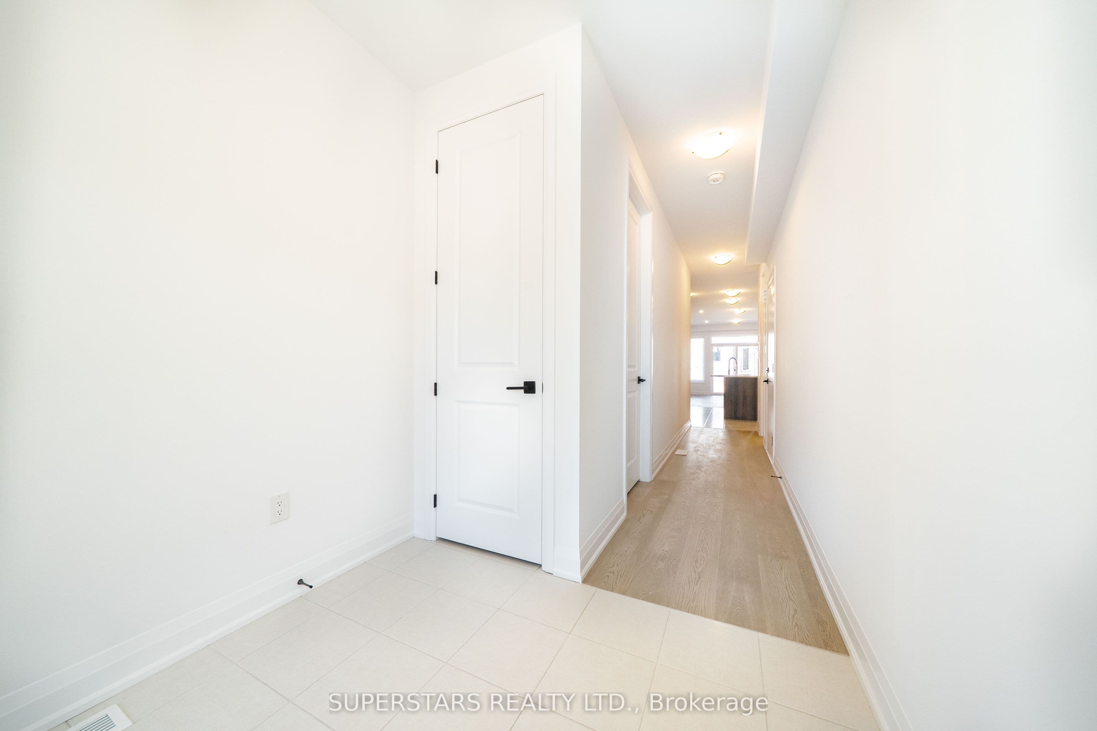 26 Ranch Terrace, Barrie, ON L9J 0Y3