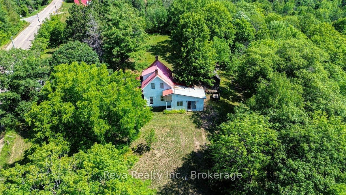 3332 Matawatchan Road, Greater Madawaska, ON K0J 2R0