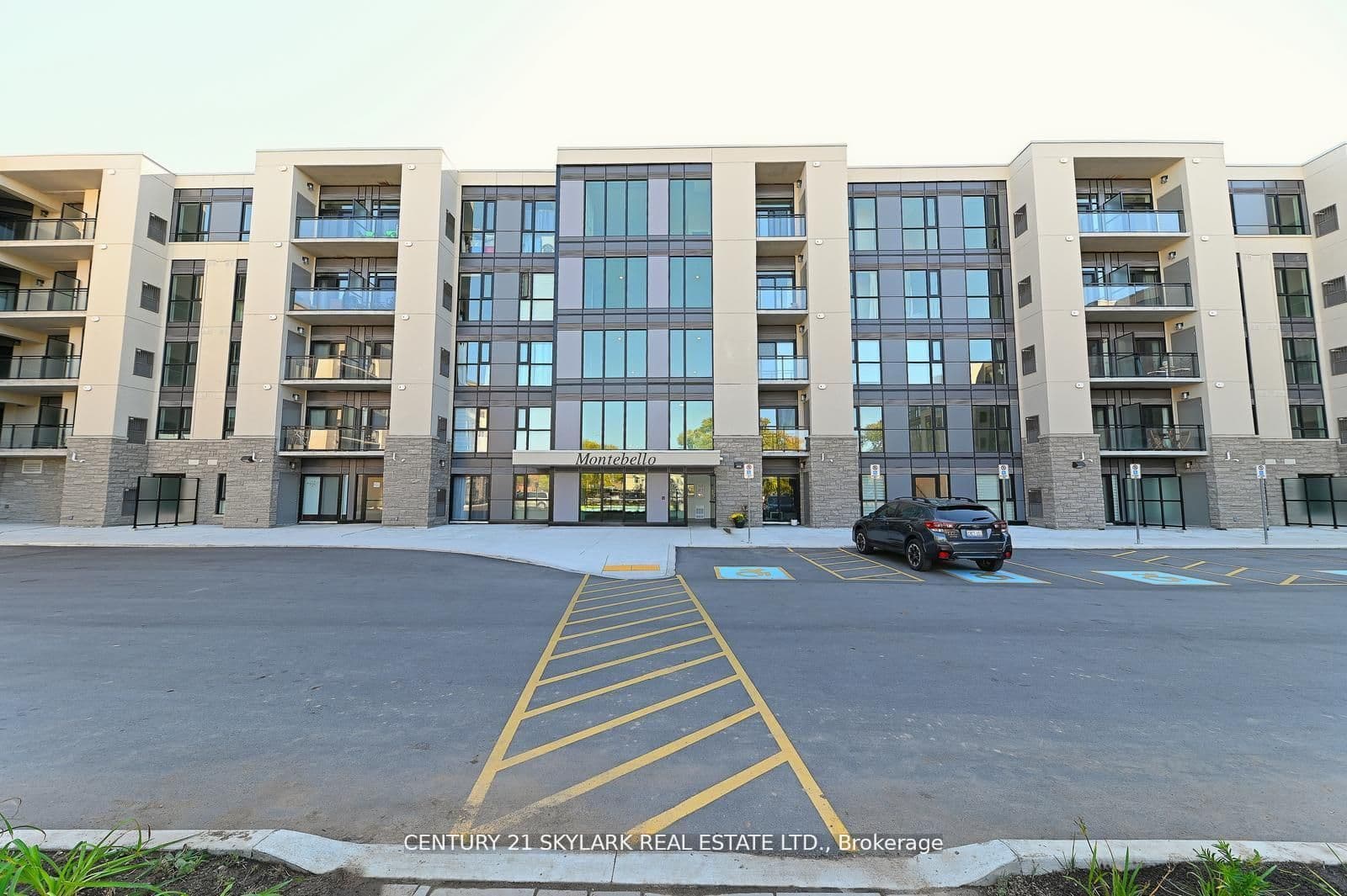50 Herrick Avenue N 216, St. Catharines, ON L2P 2W7