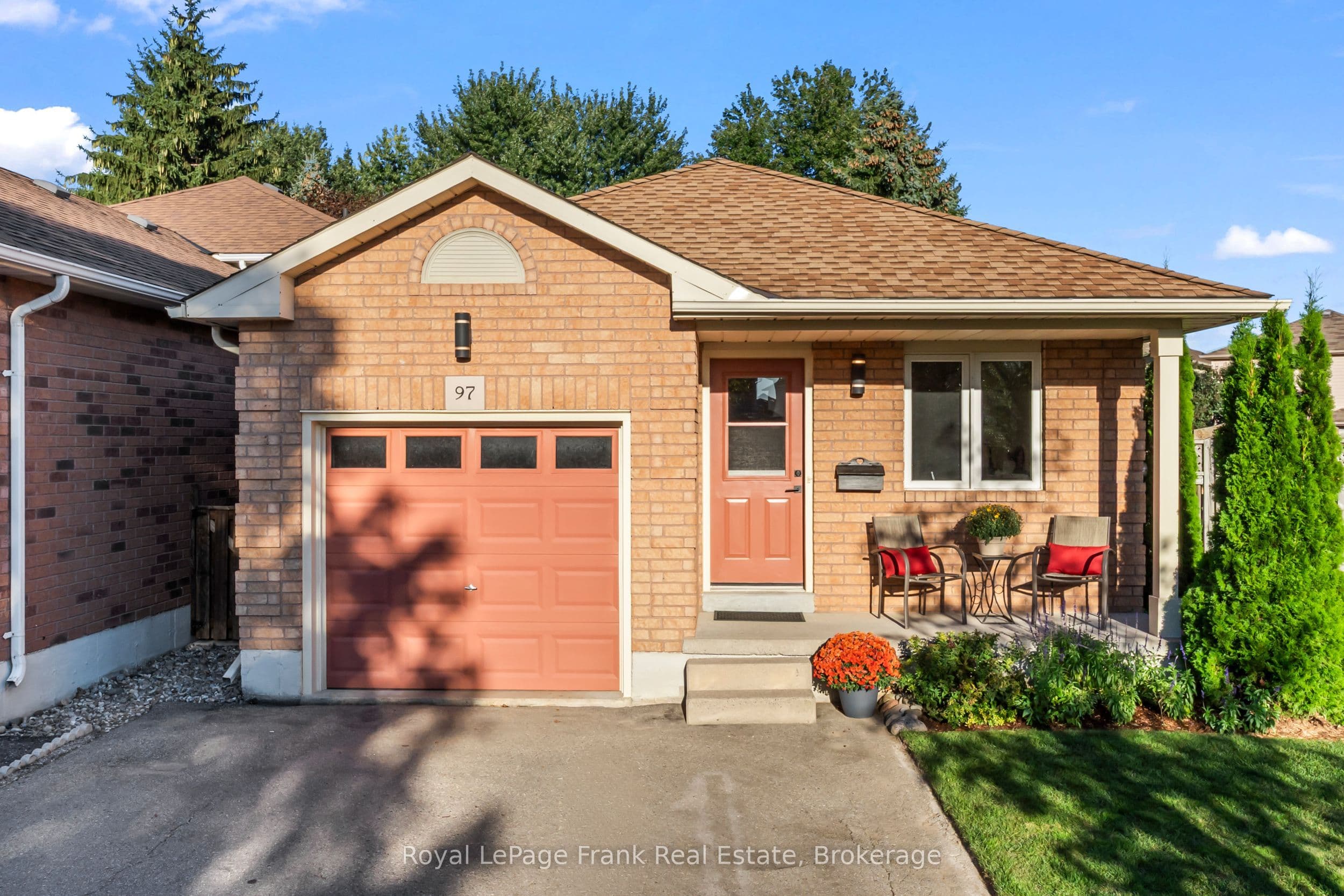 97 Firwood Avenue, Clarington, ON L1E 3B3