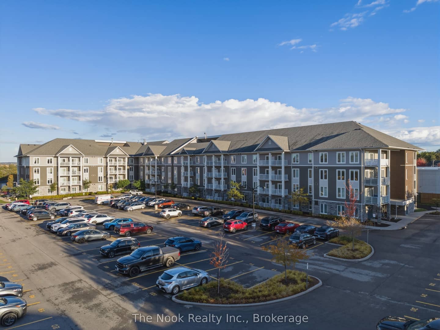 290 Liberty Street N 226, Clarington, ON L1C 0V5
