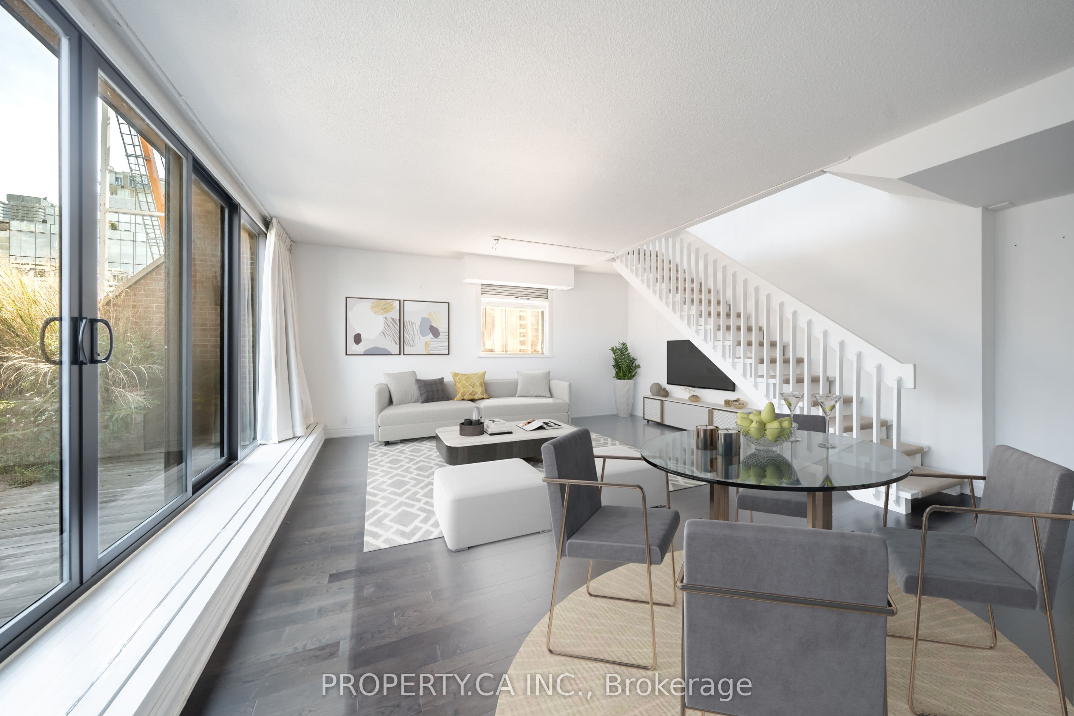 55a Avenue Road 606, Toronto, ON M5R 2G3