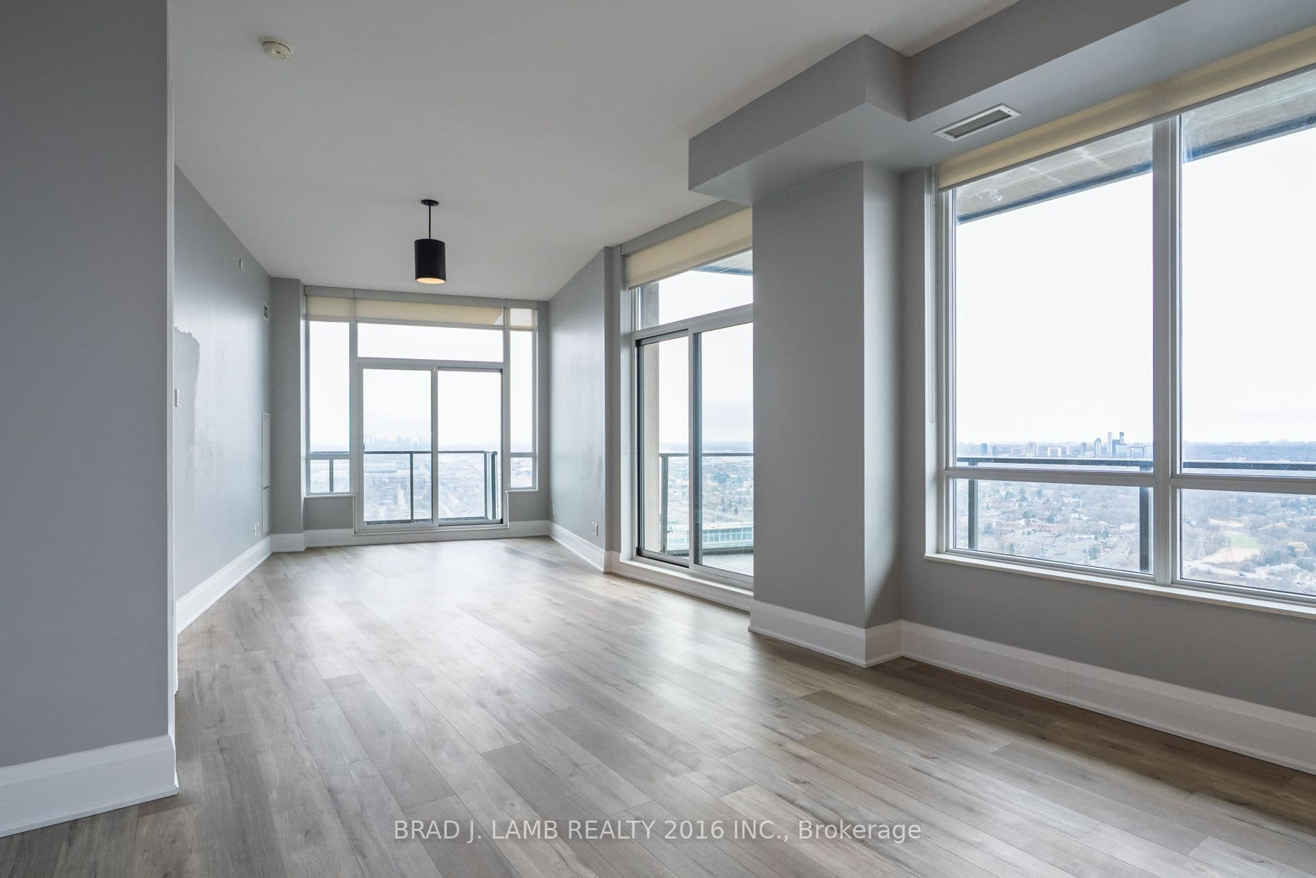36 Park Lawn Road #4303, Toronto, ON M8V 0E5