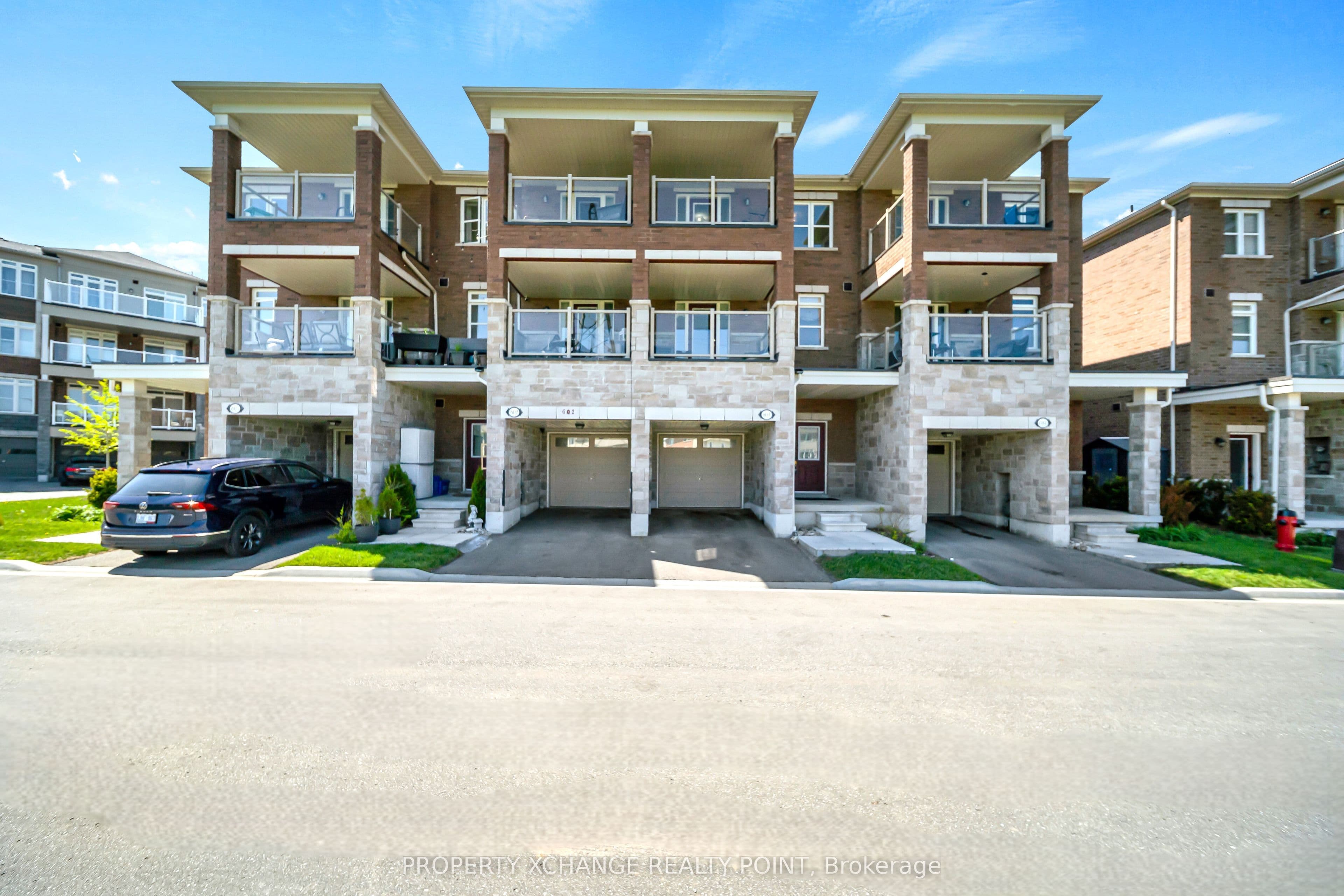 2540 William Jackson Drive 603, Pickering, ON L1X 0E4