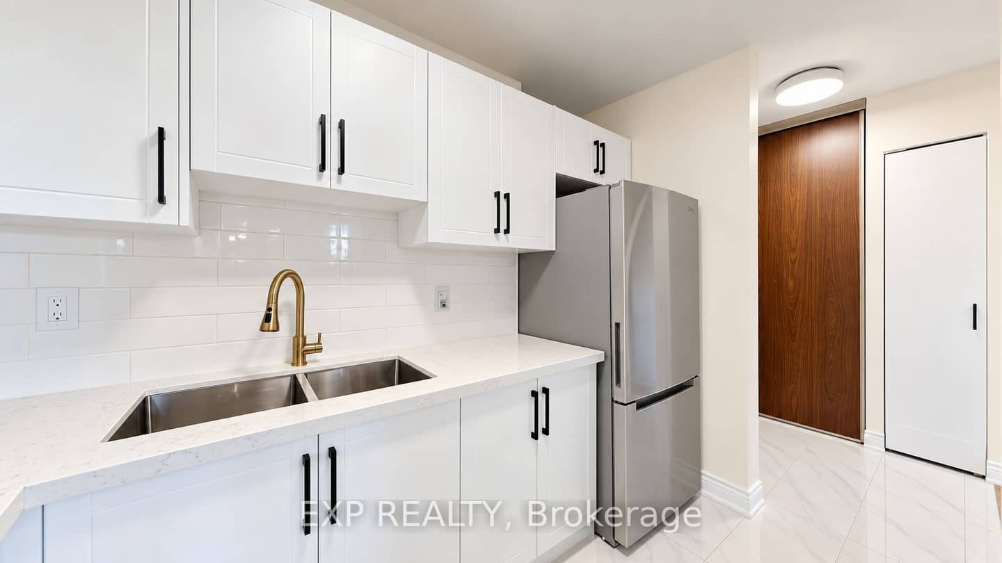15 Torrance Road 411, Toronto, ON M1J 3K2