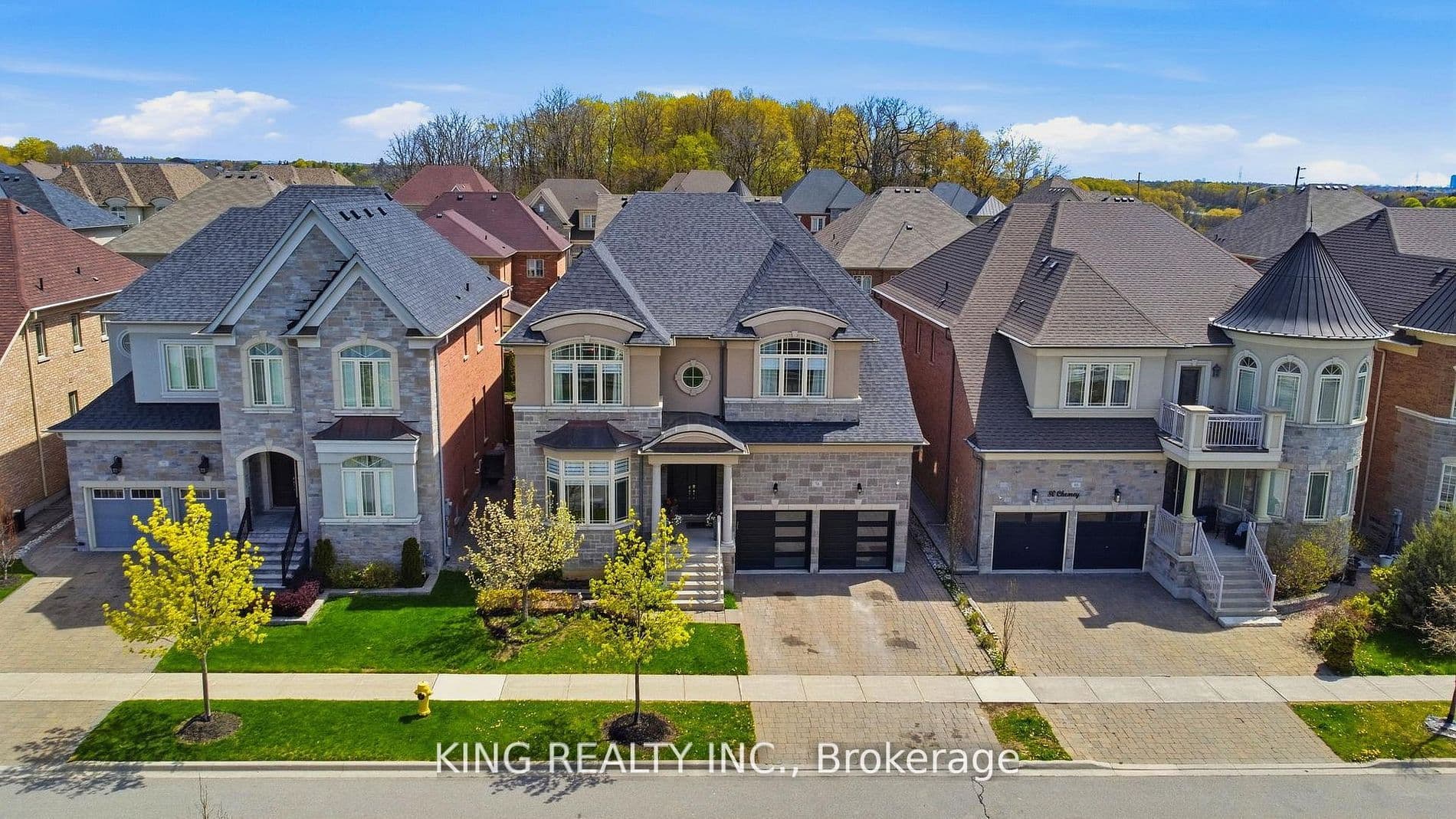 76 Chesney Crescent, Vaughan, ON L4H 4A5