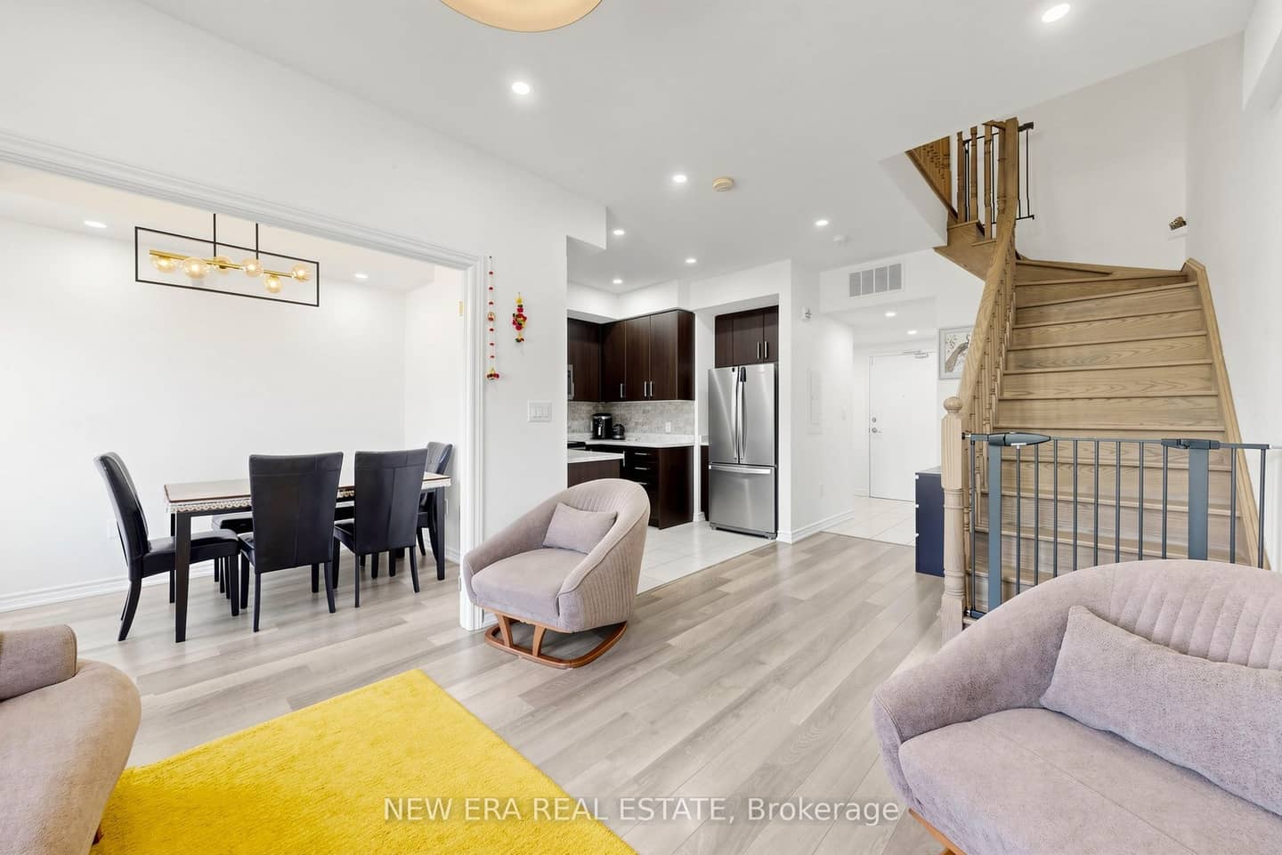 3865 Major Mackenzie Drive W 216, Vaughan, ON L4L 4P4