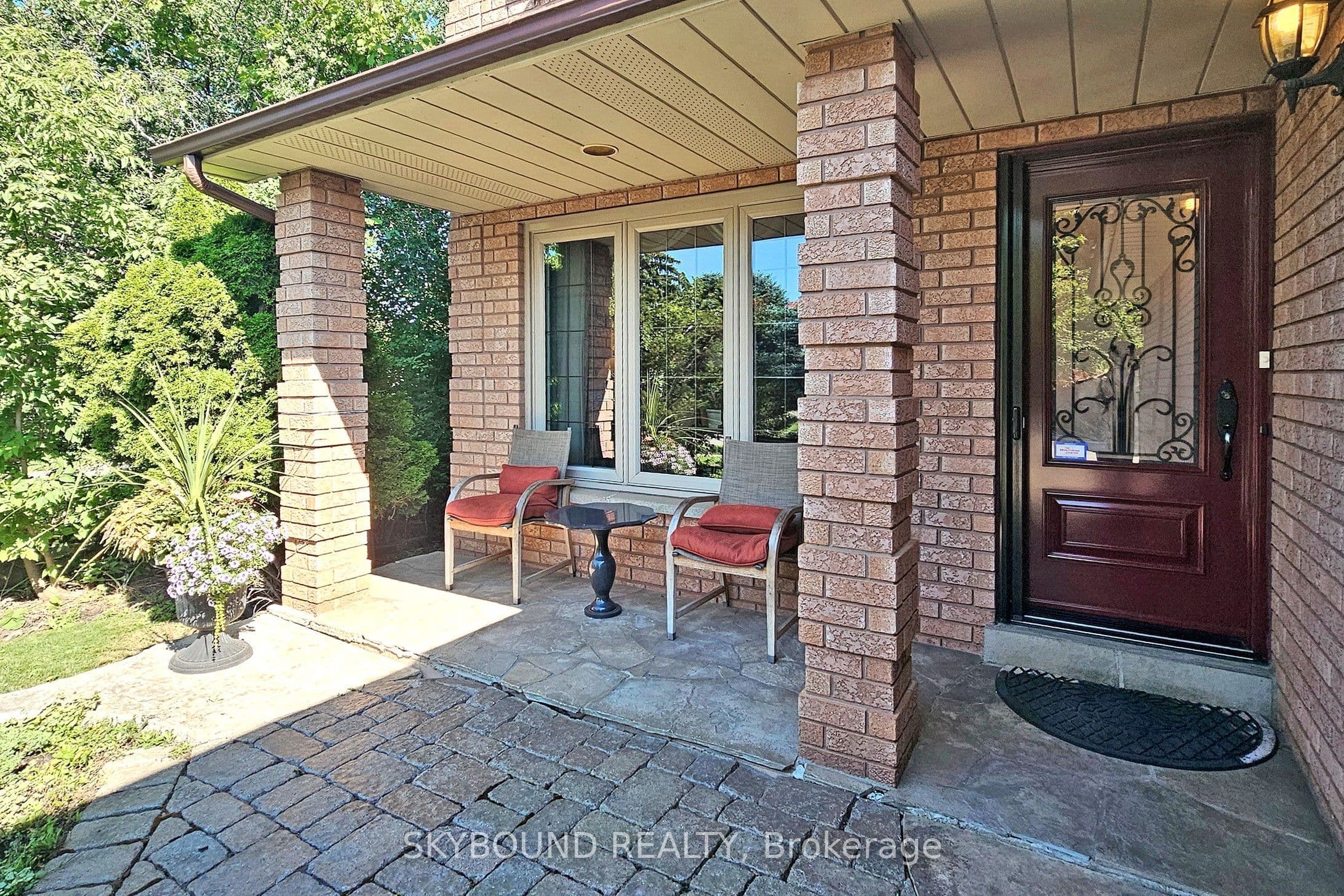 1944 Aldermead Road, Mississauga, ON L5M 3A1