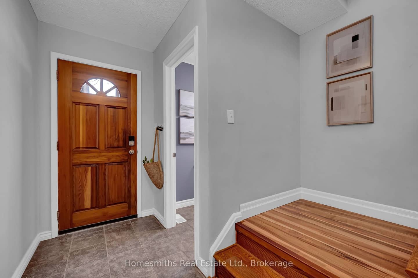 3 Thomas Street, Oshawa, ON L1H 3W6