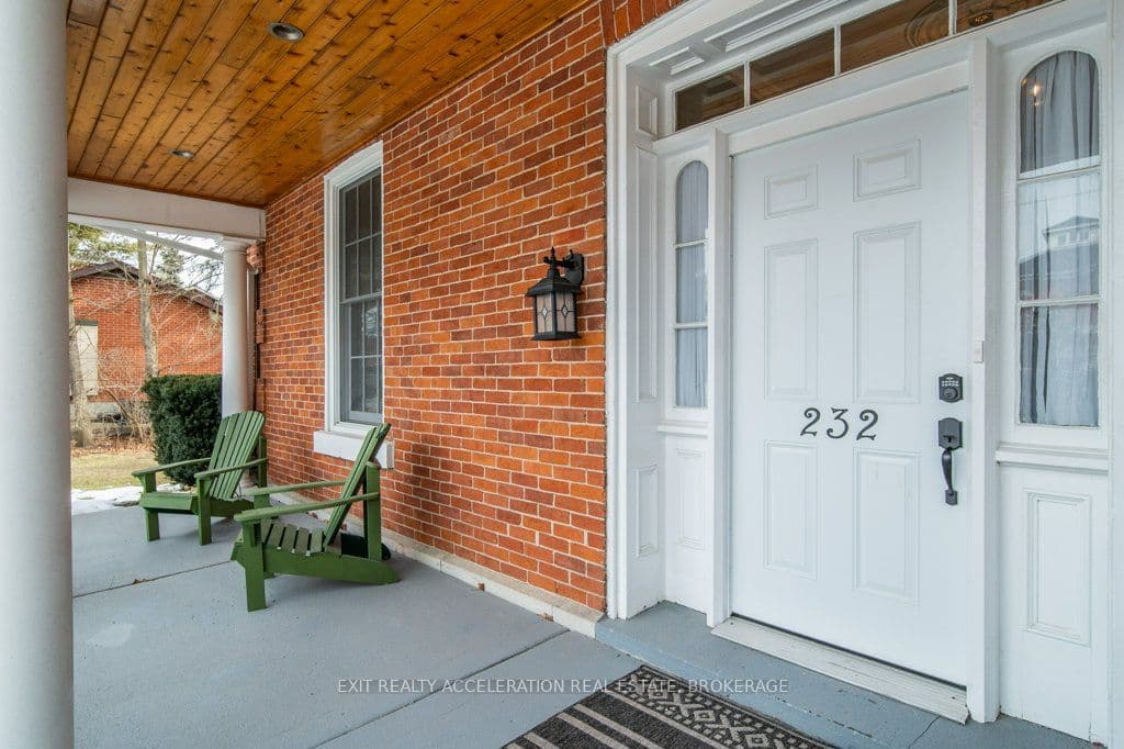 232 Dundas Street W, Greater Napanee, ON K7R 2A8