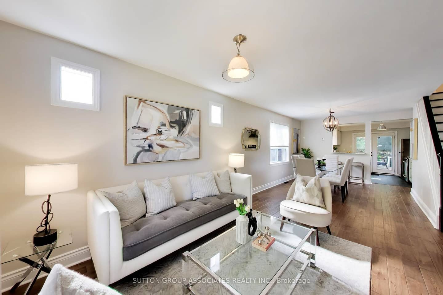 4 Bellhaven Road, Toronto, ON M4L 3J5