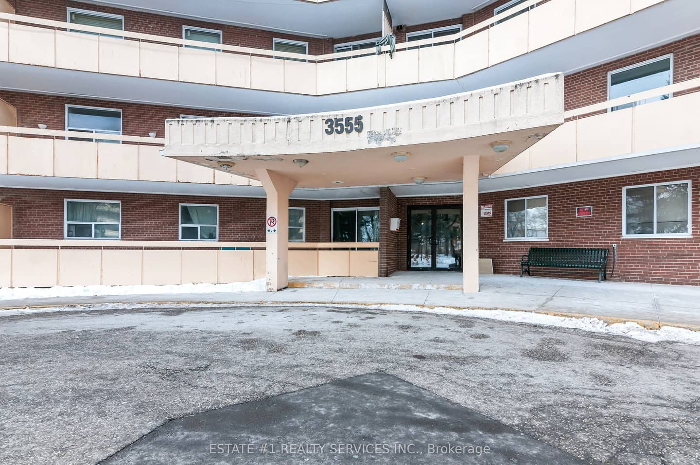 3555 Derry Road E 402, Mississauga, ON L4T 1B2