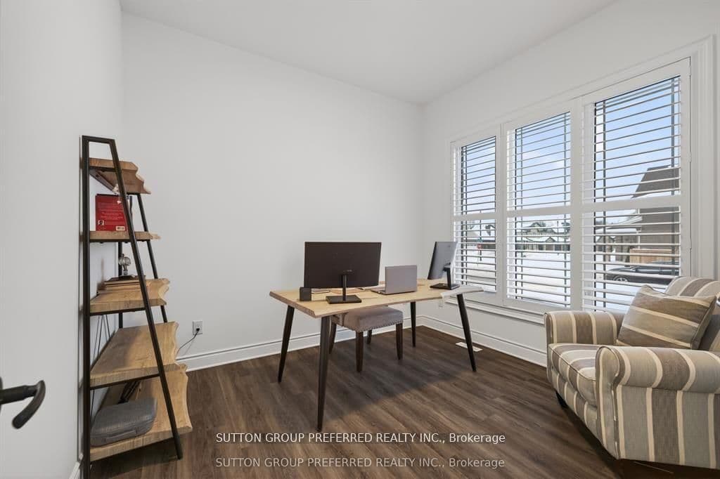 105 Harvest Lane, Thames Centre, ON N0L 1G2