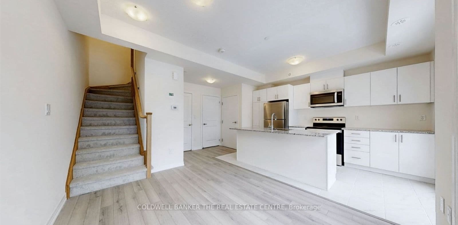 165 Tapscott Road 32, Toronto, ON M1B 0E8