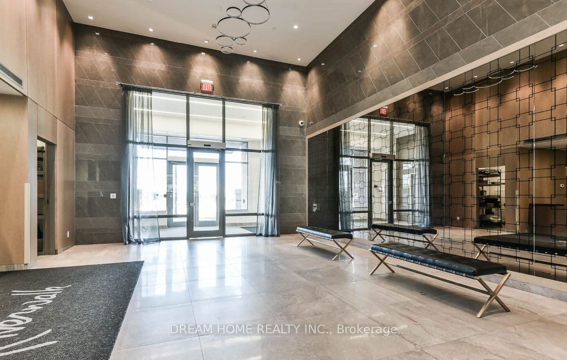 28 uptown Drive PH03, Markham, ON L3R 5M8