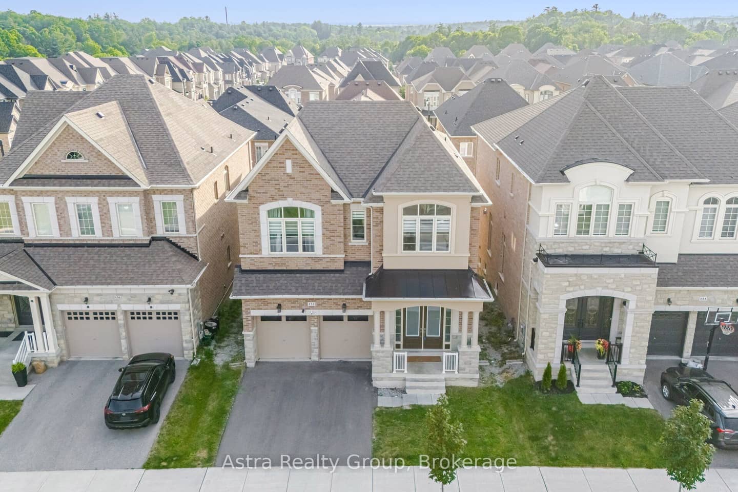 152 Stormont Trail, Vaughan, ON L4H 4P5