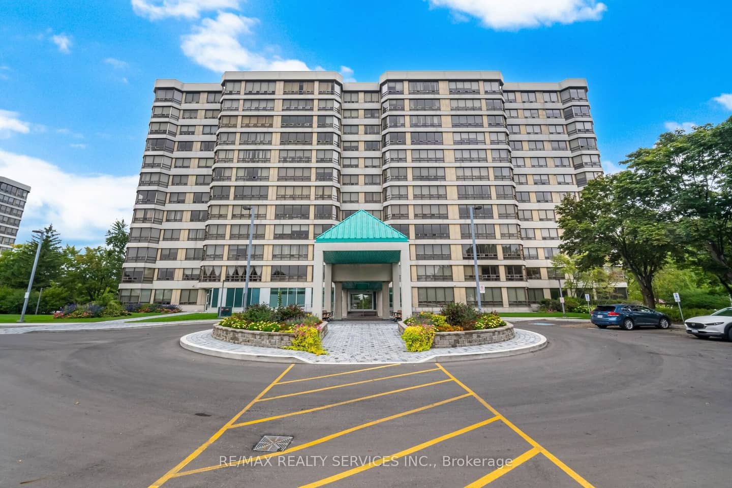330 Mill Street S 404, Brampton, ON L6Y 3V3