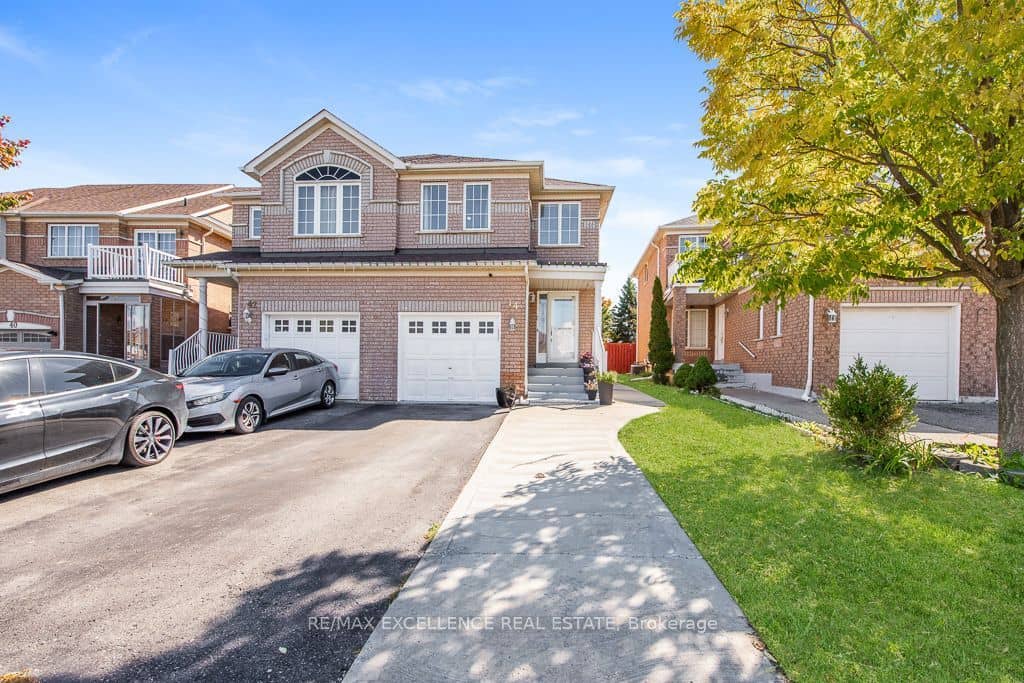 44 Weather Vane Lane NW, Brampton, ON L6X 4R5