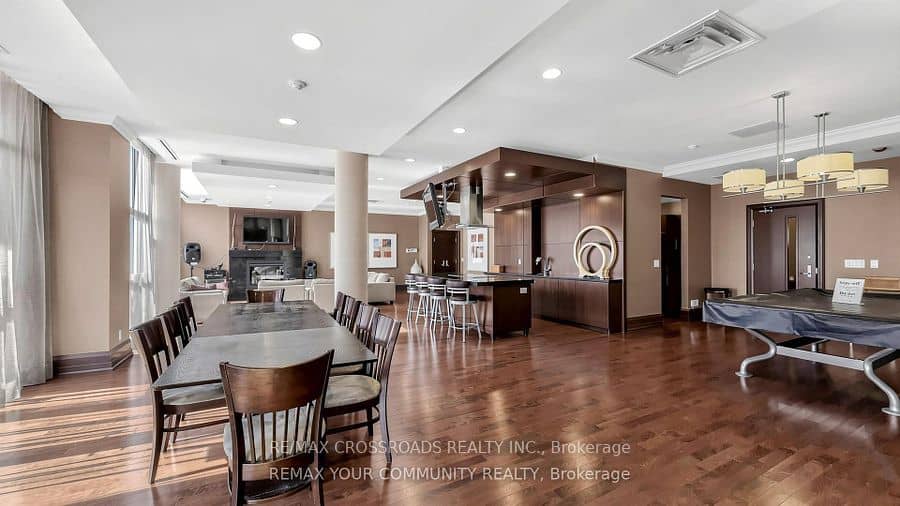 21 UPPER DUKE Crescent 505, Markham, ON L6G 0B7