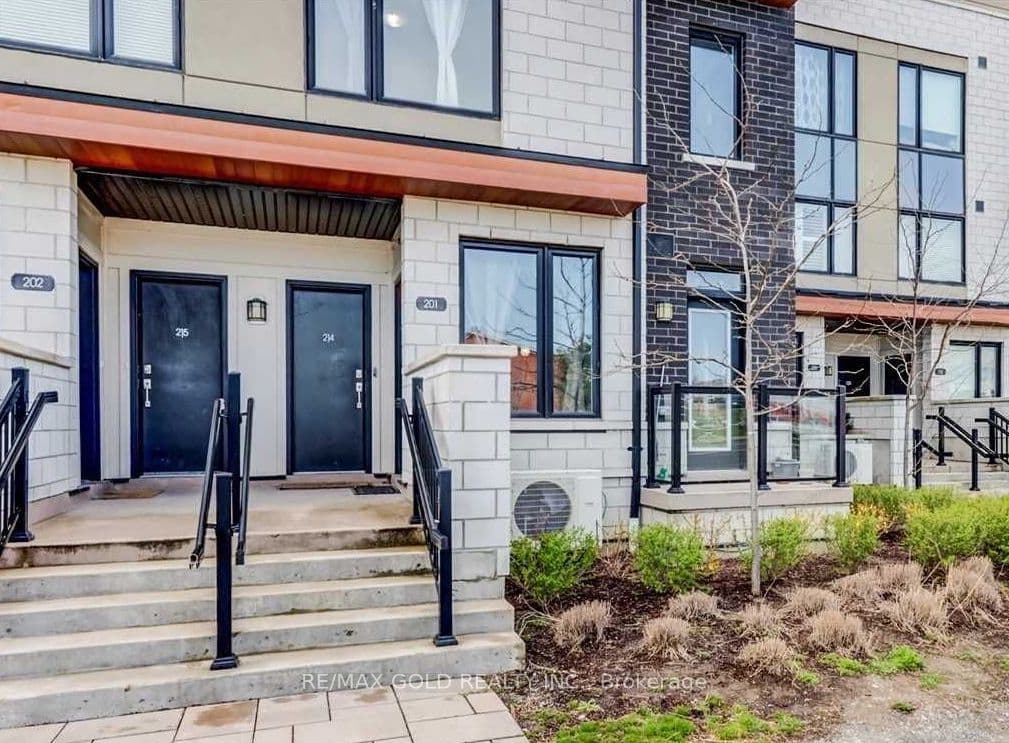 1555 Kingston Road 201, Pickering, ON L1V 0E9