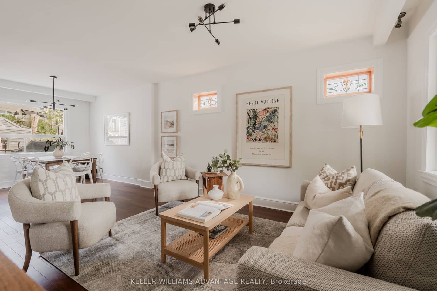 5 Hemlock Avenue, Toronto, ON M4L 3E9
