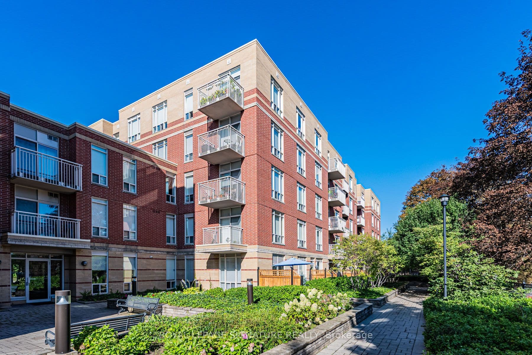 485 Rosewell Avenue 311, Toronto, ON M4R 2J2