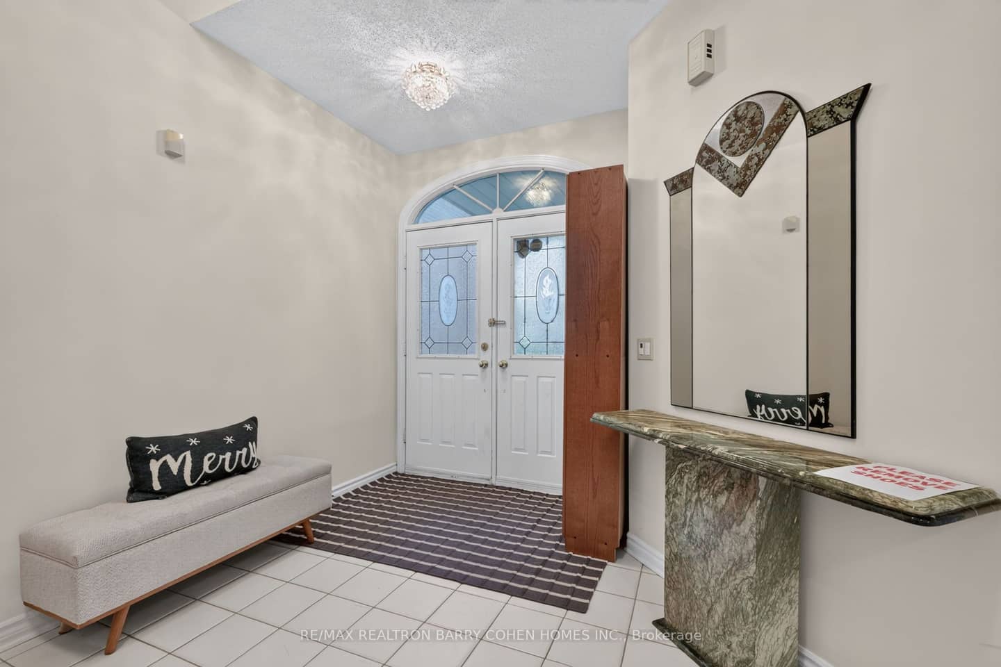 50 Oakhurst Drive, Vaughan, ON L4J 7V3