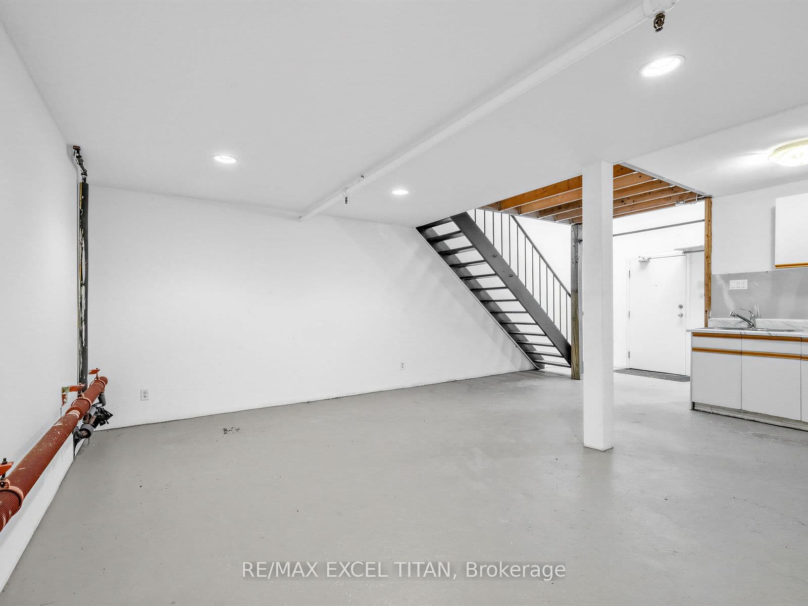 221 Sterling Road E 202, Toronto, ON M6P 3L4