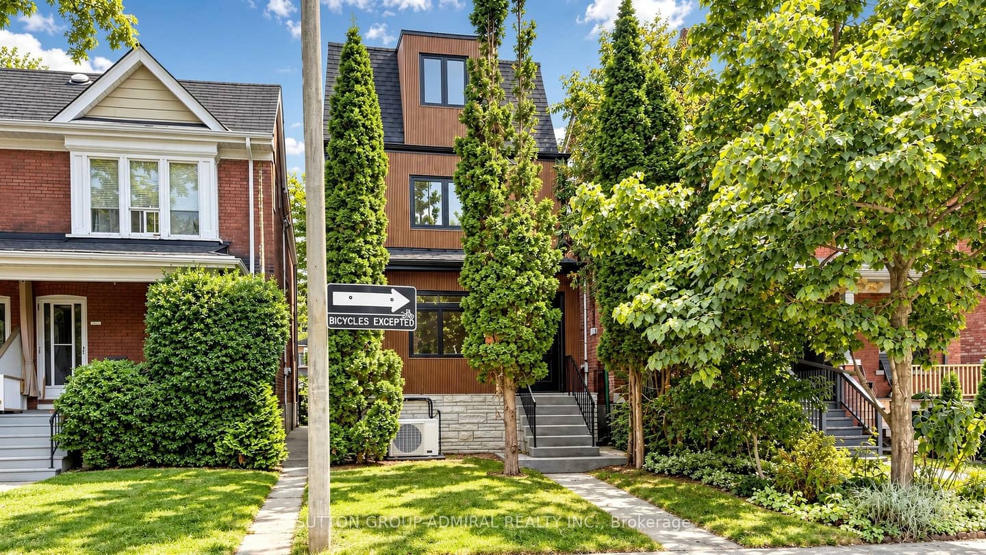 109 Fermanagh Avenue, Toronto, ON M6R 1M1