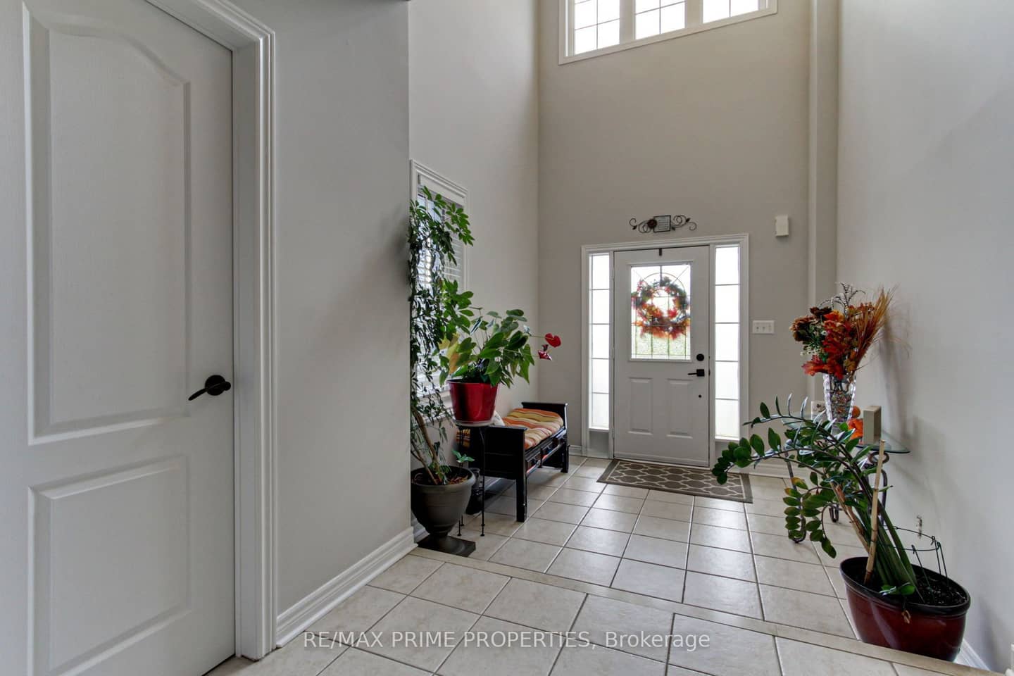 64 Ian Drive, Georgina, ON L4P 4G3