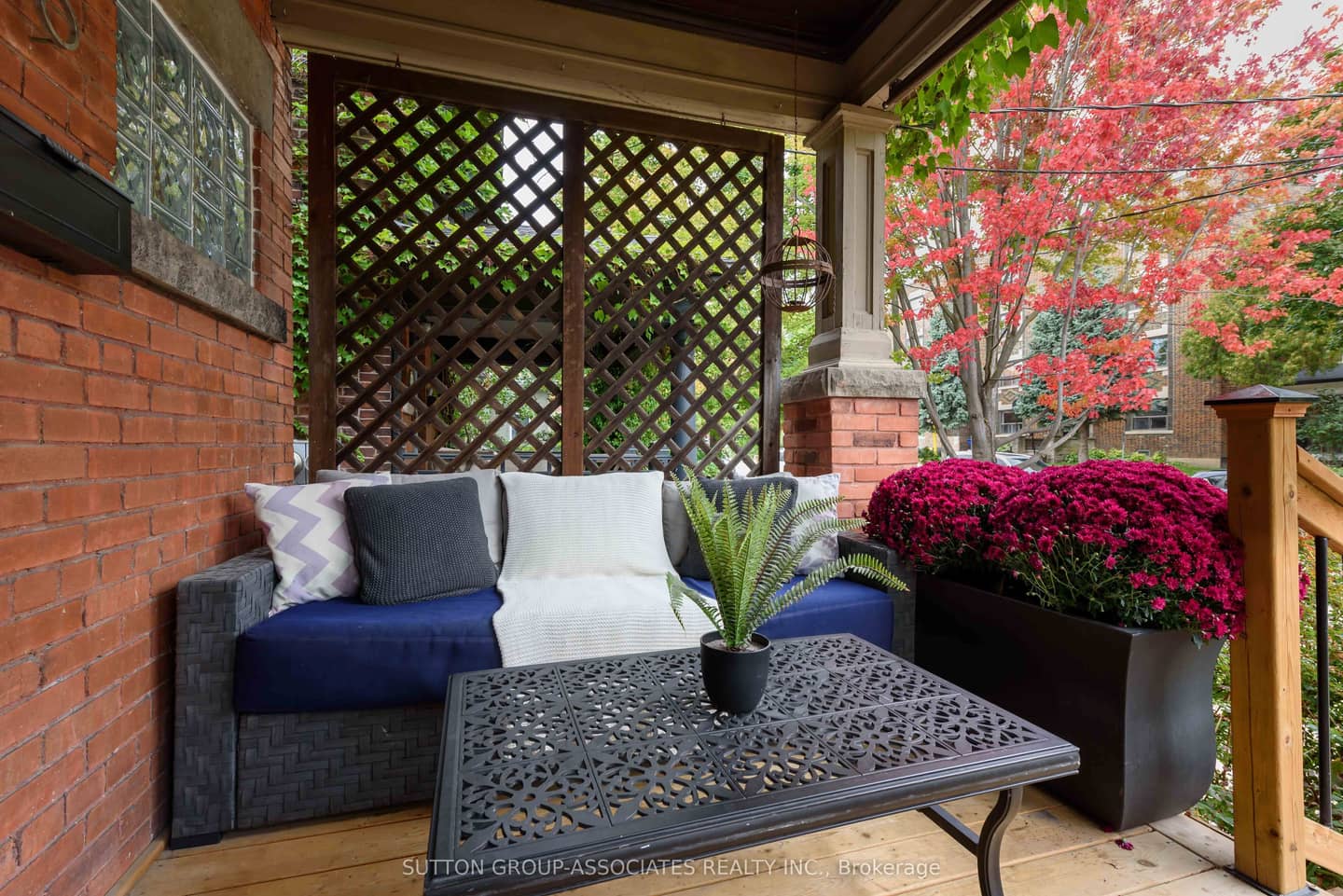 136 Arlington Avenue, Toronto, ON M6C 2Z1