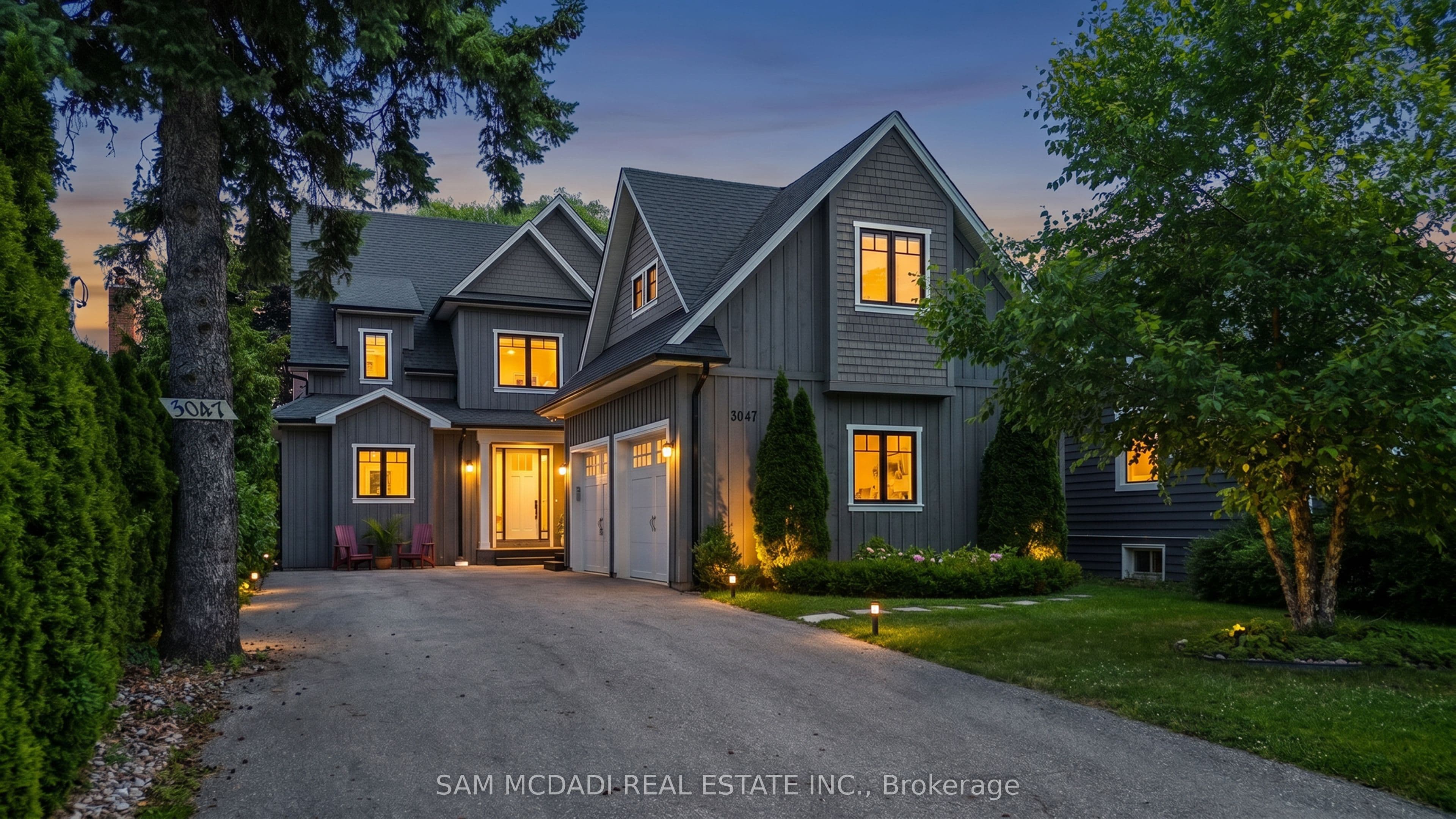 3047 Grenville Drive, Mississauga, ON L5A 2P6