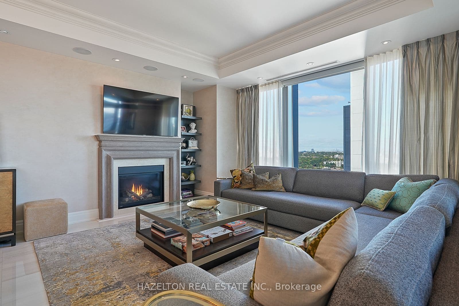 50 Yorkville Avenue 3302, Toronto, ON M4W 0A3