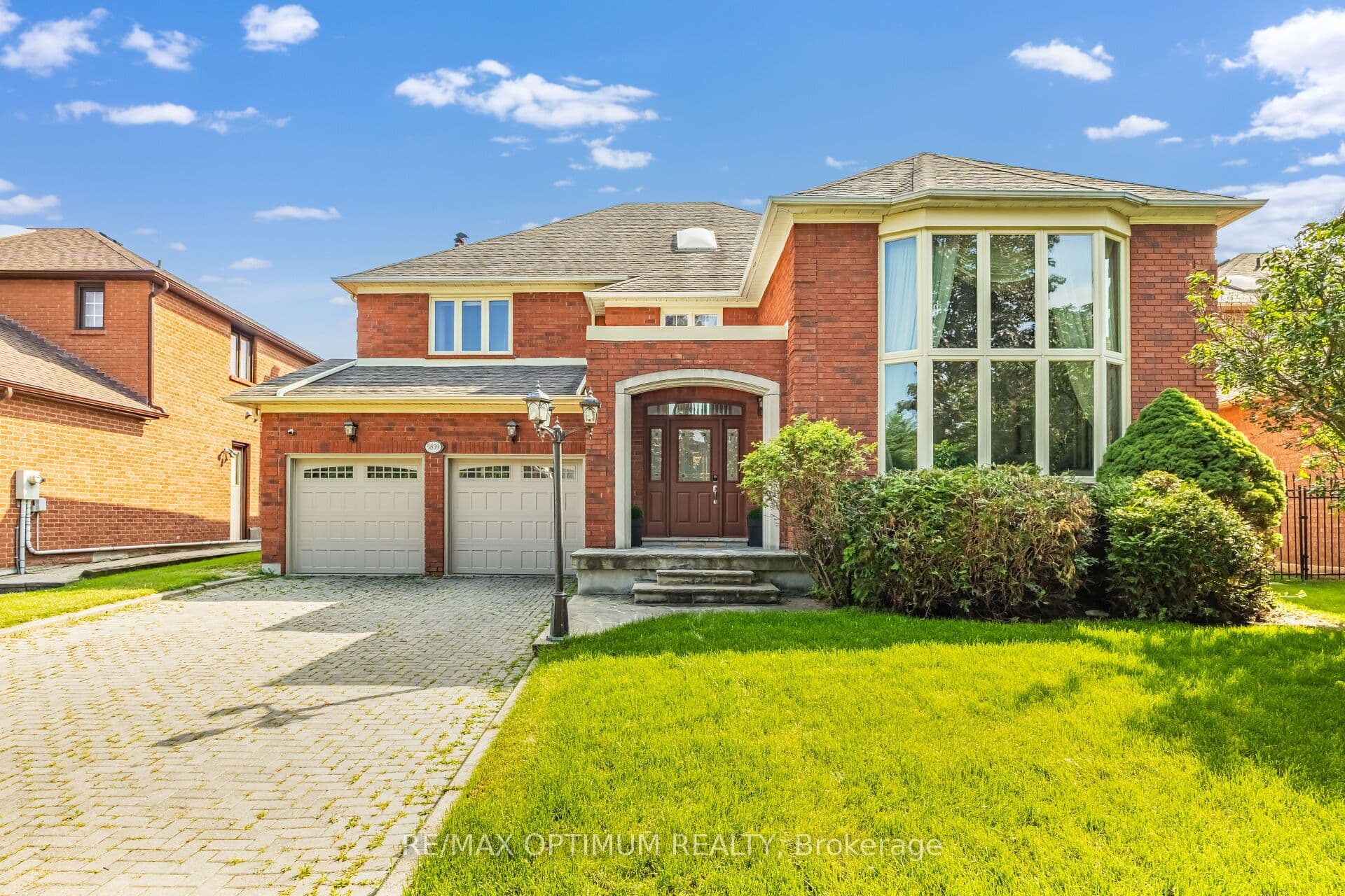 5859 Riverside Place, Mississauga, ON L5M 4X1