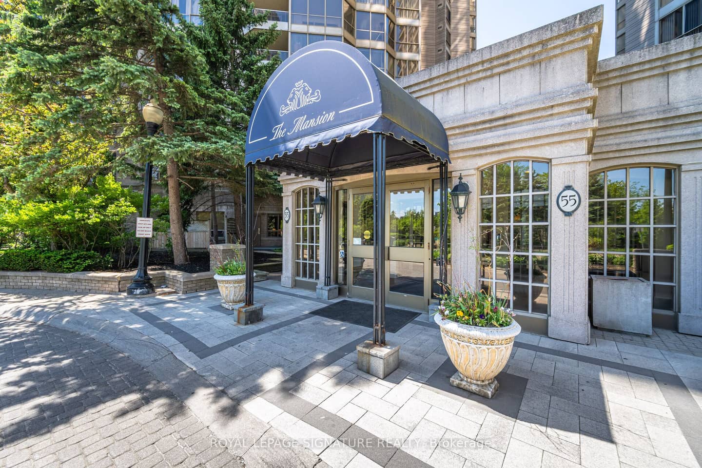 55 Kingsbridge Garden Circle 2310, Mississauga, ON L5R 1Y1