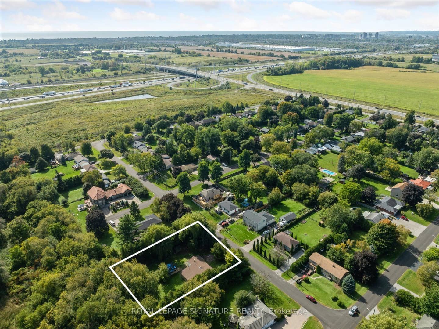 45 Queens Road, Whitby, ON L1P 1K4