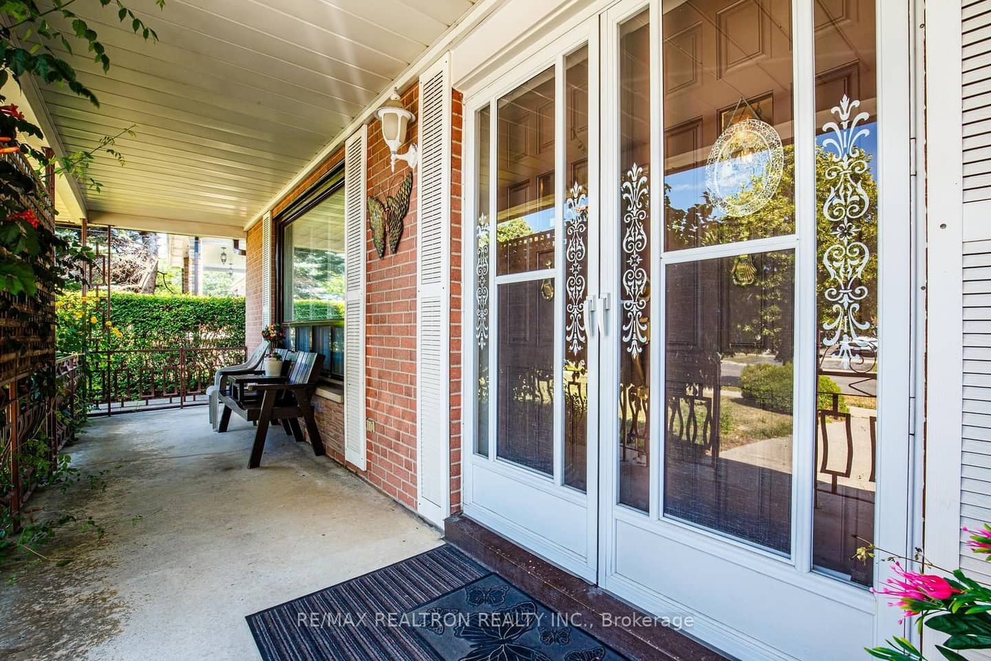 115 Hullmar Drive, Toronto, ON M3N 2E5