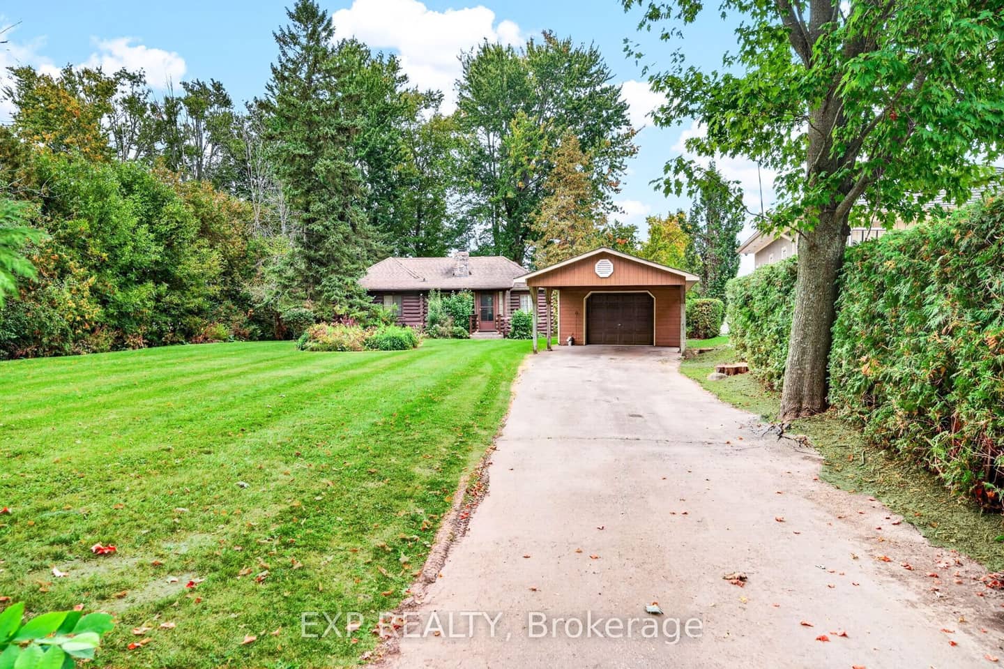 607 Duclos Point Road, Georgina, ON L0E 1N0