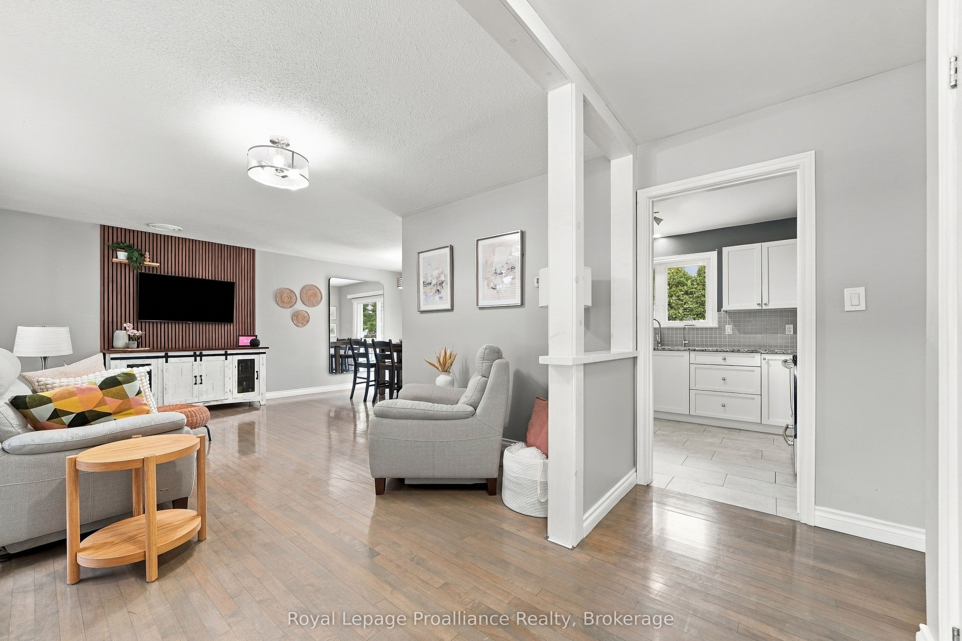 12 Orchard Crescent, Brighton, ON K0K 1H0